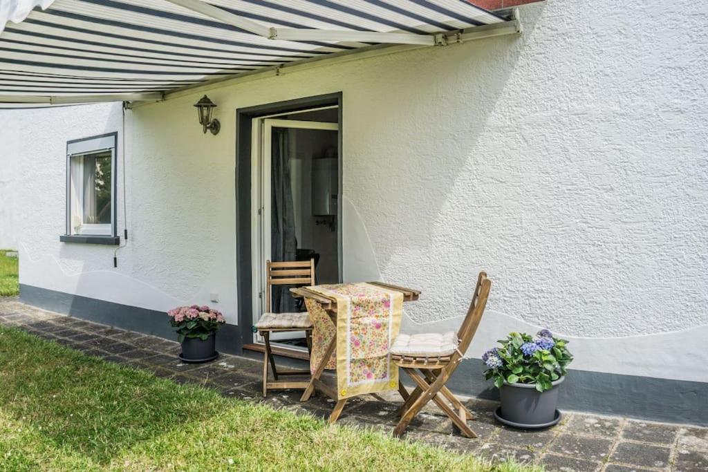 Schoenes Haus Mit Grossem Garten Seligenstadt Esterno foto